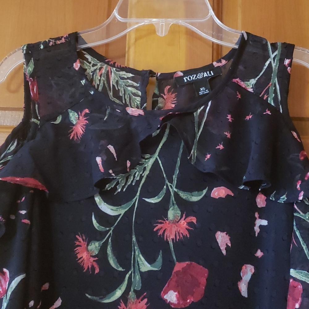 Roz & Ali Black Cold Shoulder Blouse Lined Size XS Women's EUC - Picture 4 of 5